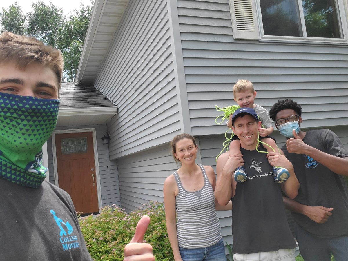 College student movers on site